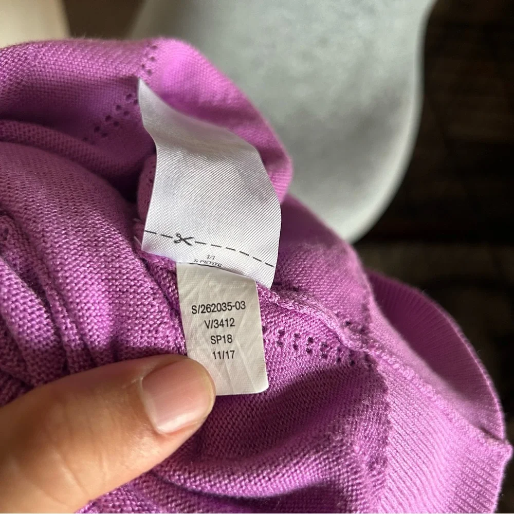 Banana Republic Women's Lilac Crew Neck Sweater - Picture 7 of 7